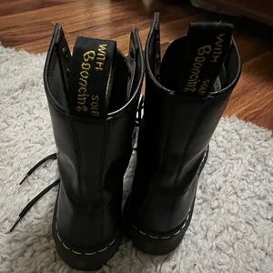Doc martens size 9 Great condition!